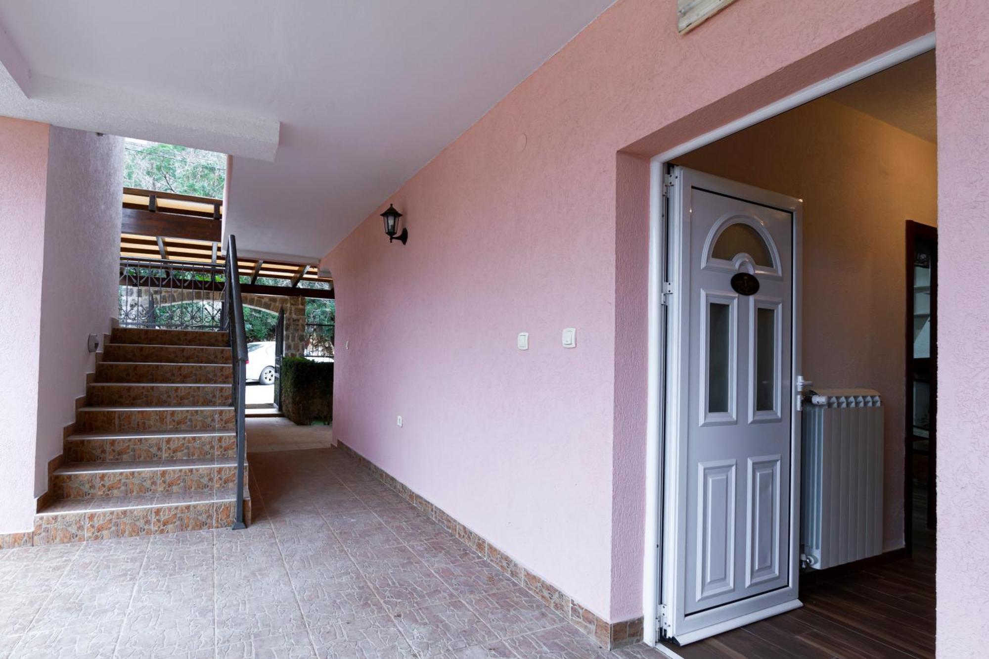 Pejovic Residence Budva Bilik gambar